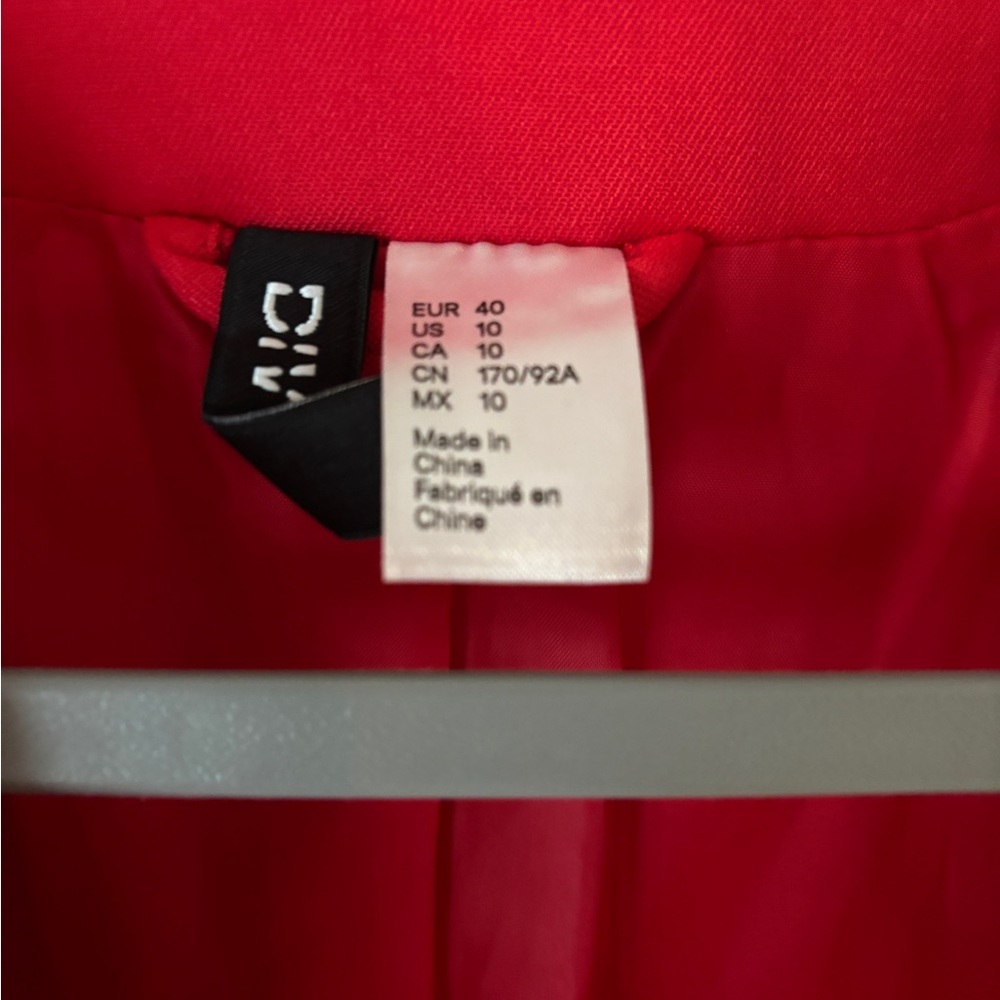 Divided Vibrant Red Blazer - Picture 5 of 5